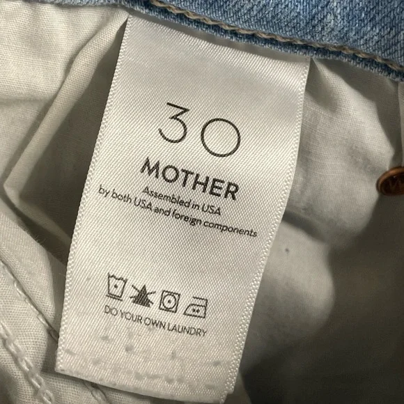 MOTHER The Mid Rise Dazzler Crop Fray in Sun Kissed